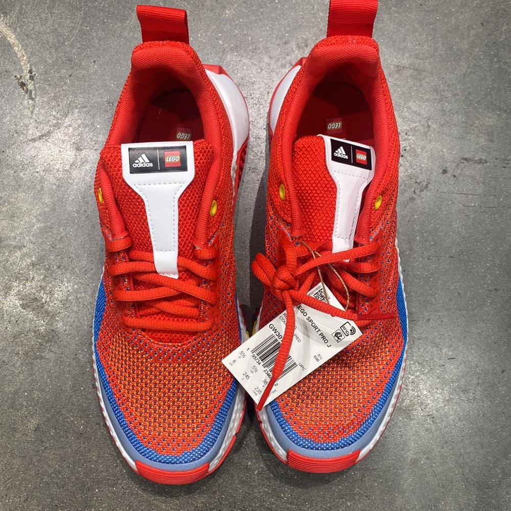 Adidas x Lego Sport Pro J - size 6